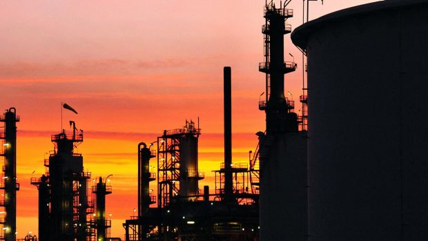 Caltex refinery at Lytton